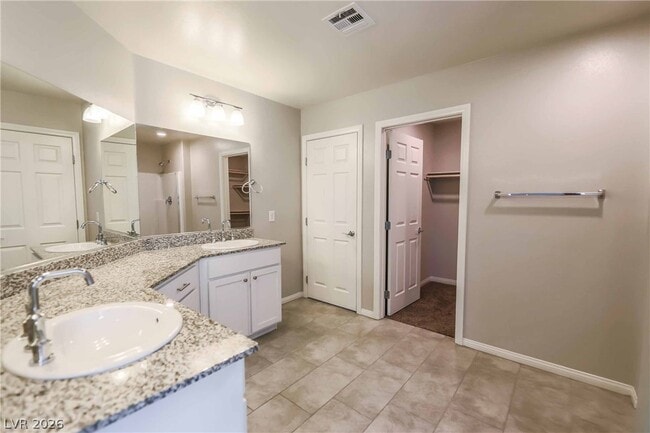 Building Photo - 2614 Topaz Blue St