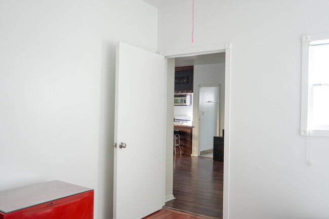 Building Photo - 1708 N Gramercy Pl
