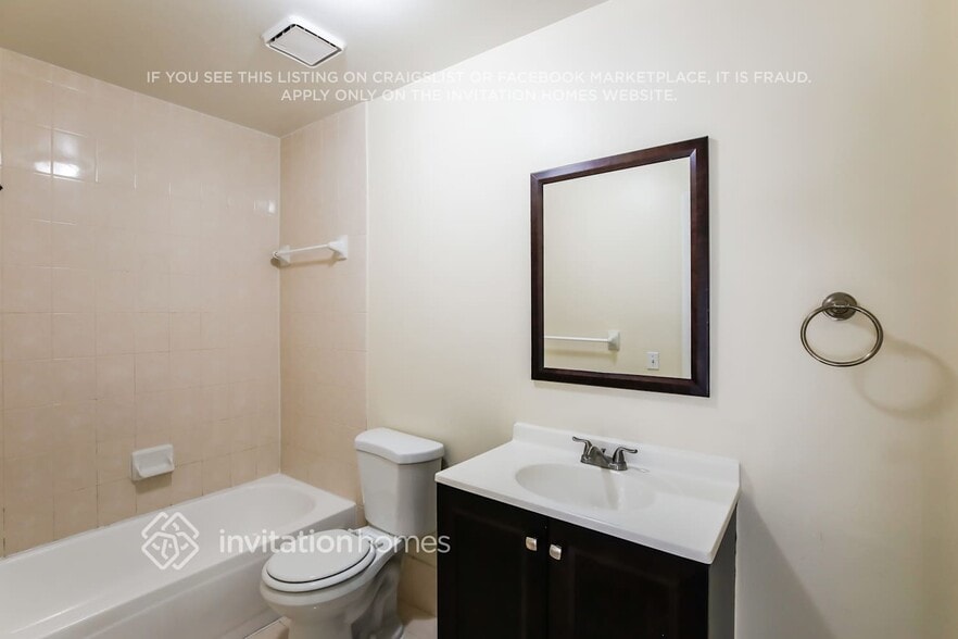 Building Photo - 13950 SW 160th Terrace