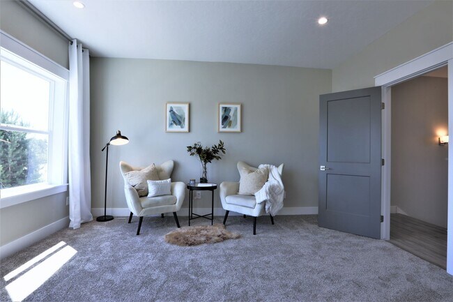 Building Photo - Like New 3BD/2.5BA with 2 Car Garage- $100...
