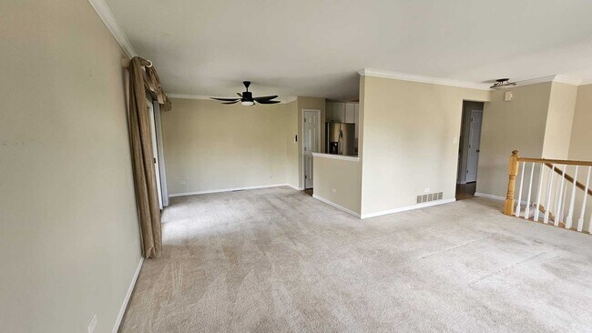 Building Photo - 955 Elderberry Cir