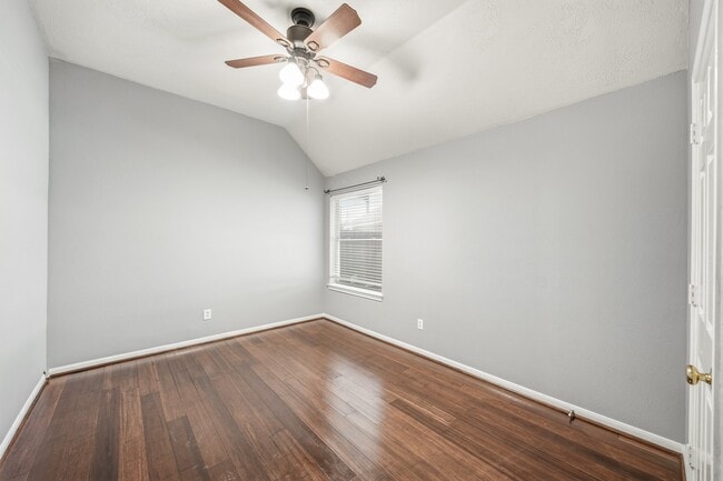 Building Photo - 15851 Jamie Lee Dr