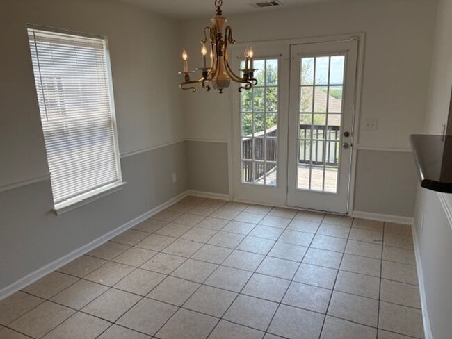 Building Photo - 692 Holland Ridge Dr