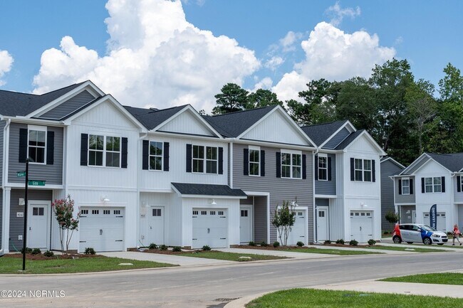 Building Photo - 5039 McGarvey Ct