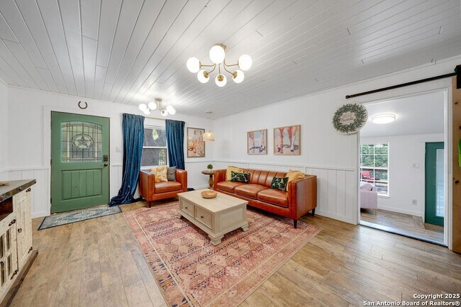 Building Photo - 690 Windrush