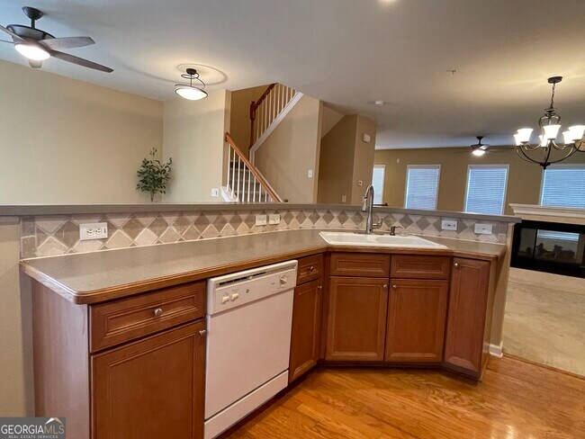 Building Photo - 1773 Highlands View Dr