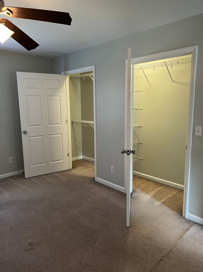 Building Photo - Coming Soon! Fresh updates on Old Dayton Pike