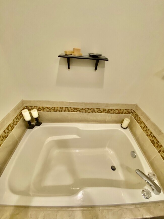 Bathroom 2 - 1333 W Broad St