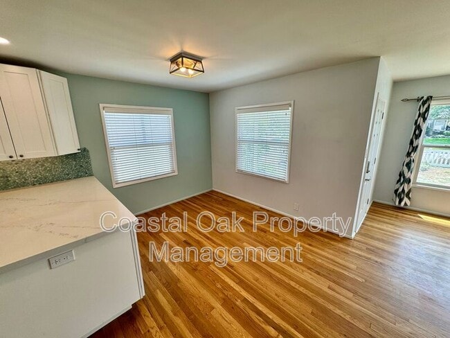 Building Photo - 4836 Hayter Ave