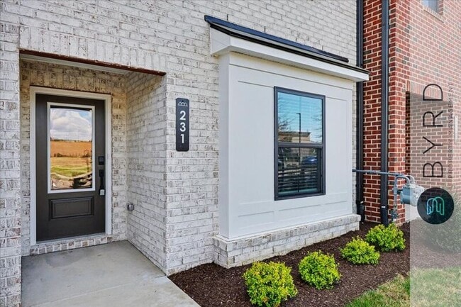 Building Photo - 231 Golden Haze Aly