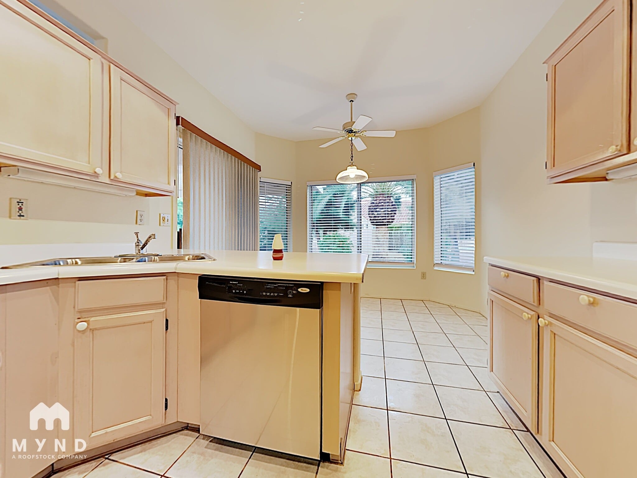 Building Photo - 16181 W Heritage Dr