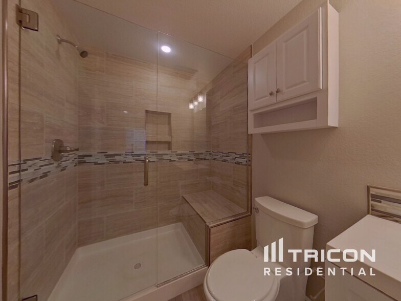 Building Photo - 12606 S Sopris Creek Dr