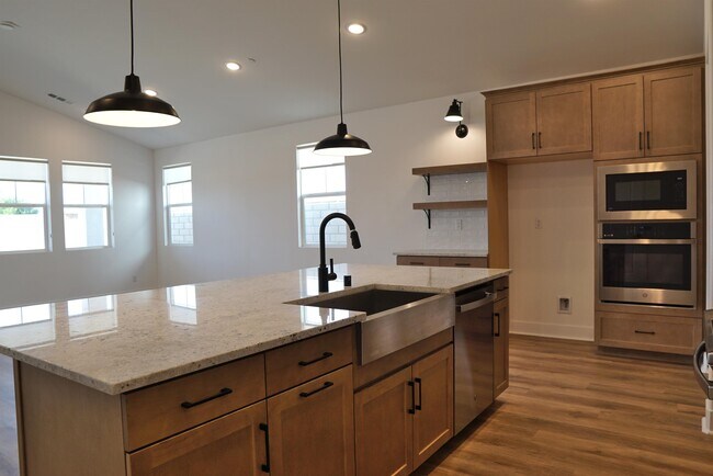 Building Photo - 84201 Novello Dr