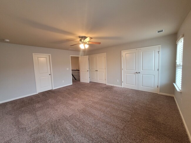 Building Photo - 1207 Silvercrest Ct SW