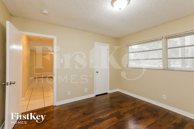 Building Photo - 1261 NW 75th Terrace