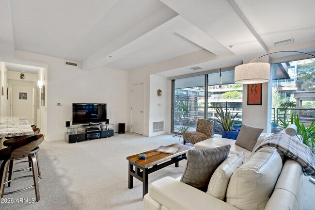 Building Photo - 7127 E Rancho Vista Dr