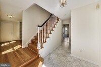 Building Photo - 10323 Snowpine Way