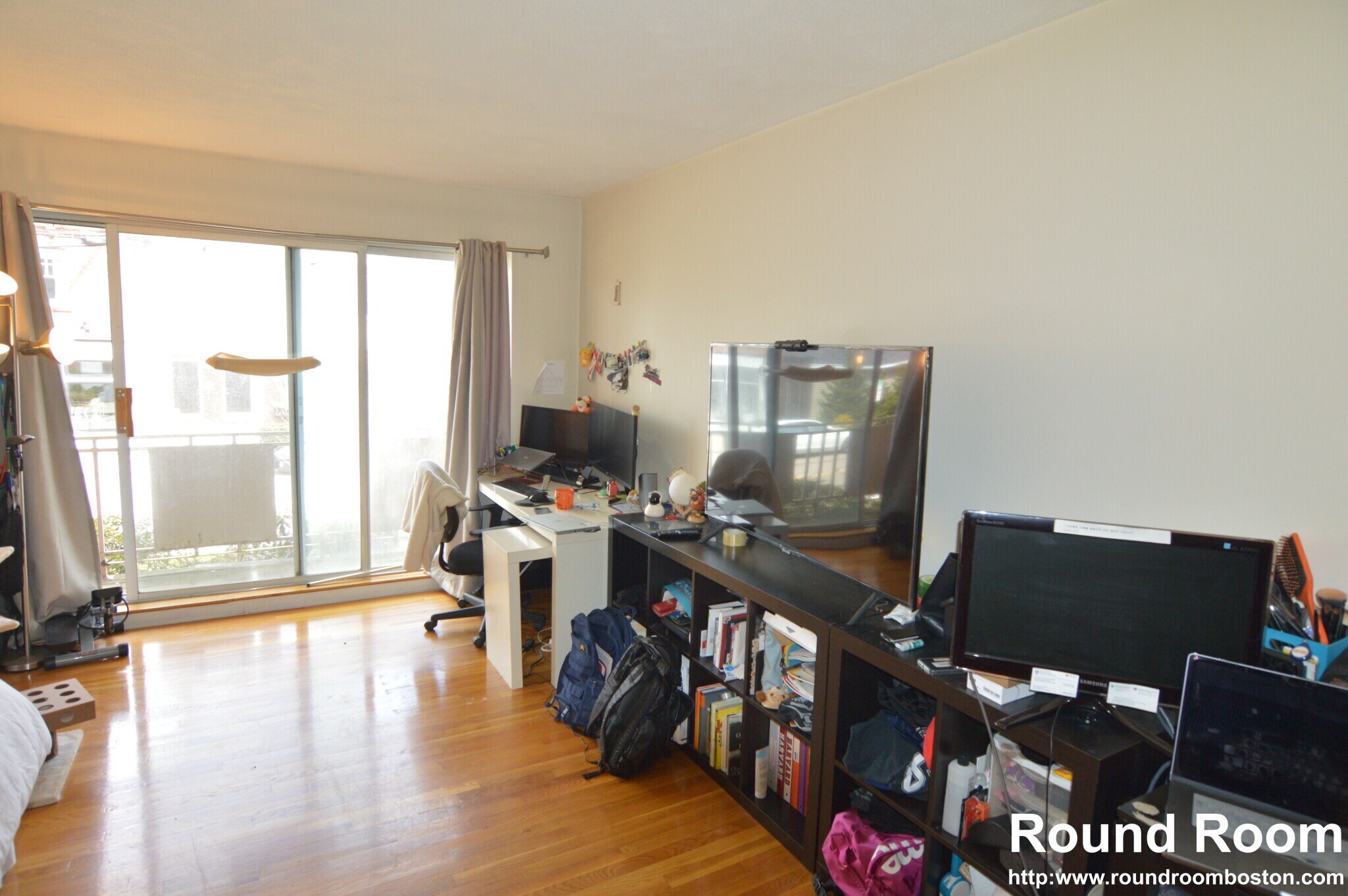 Building Photo - 383 Langley Rd