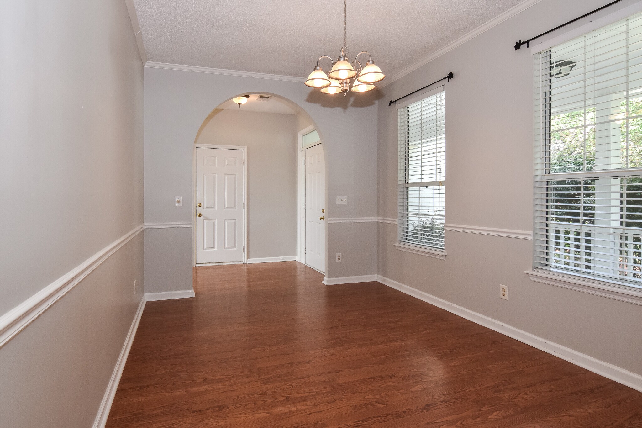 Building Photo - 1827 Falling Creek Cir