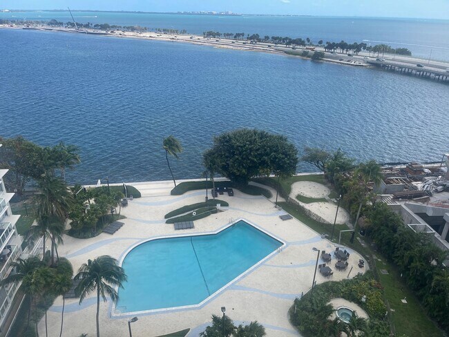 Primary Photo - 2451 Brickell Ave