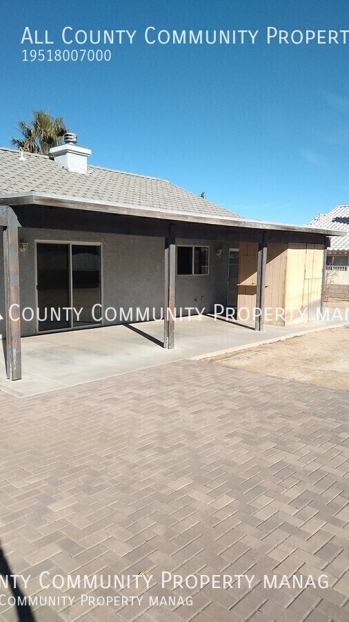 Building Photo - 8613 Bolero Dr