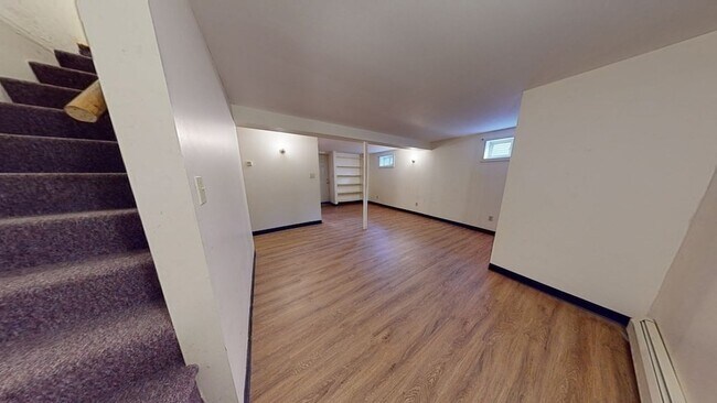 Building Photo - 62 Osceola St
