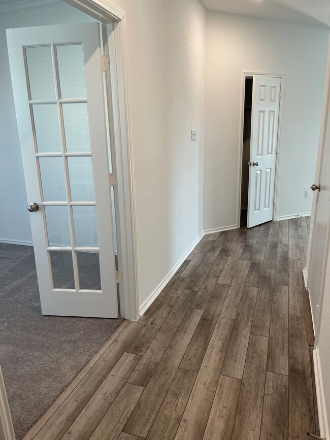 Building Photo - 1616 Holly Lk Dr