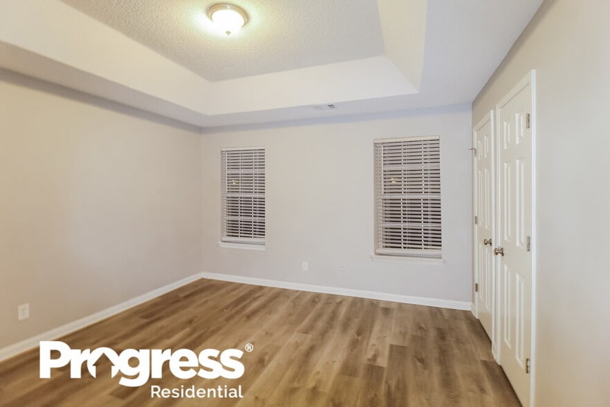 Building Photo - 3311 Royal Springs Ct