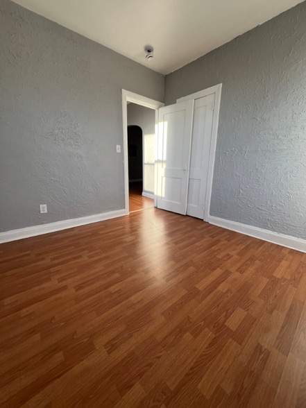 Building Photo - 366 4th Ave