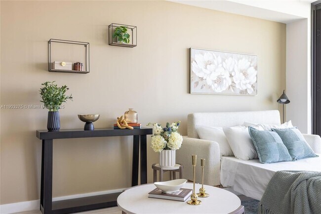 Building Photo - 580 72nd St