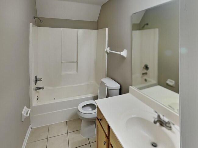 Building Photo - 8165 Fallen Bridge Ln