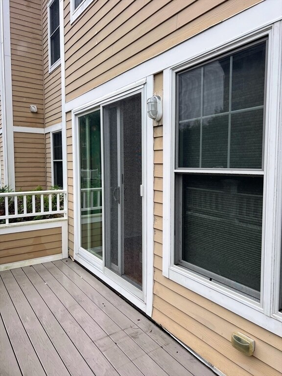 Building Photo - 11 Cheriton Rd