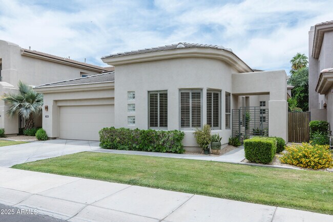 Building Photo - 7369 E Del Acero Dr