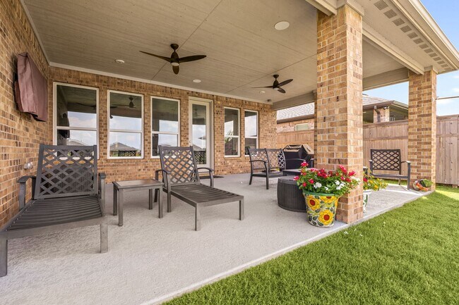 Building Photo - 29102 Rustic Orch Ln