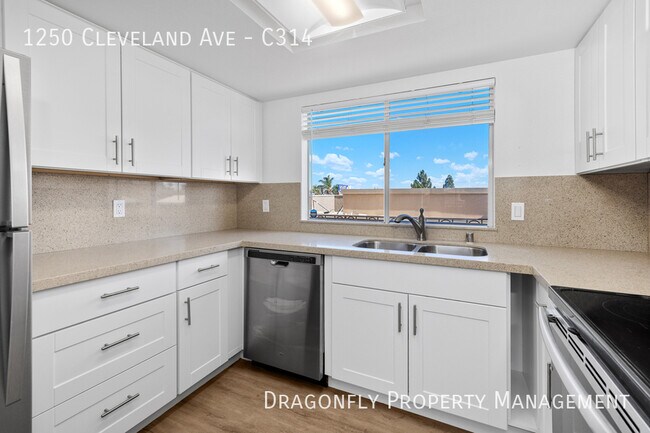 Building Photo - 1250 Cleveland Ave