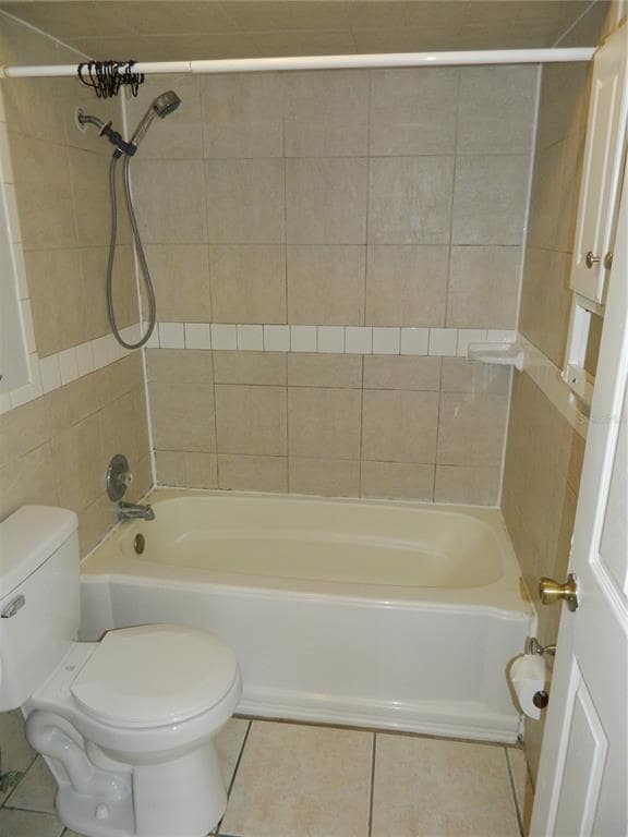 Building Photo - 2412 Greenwood St