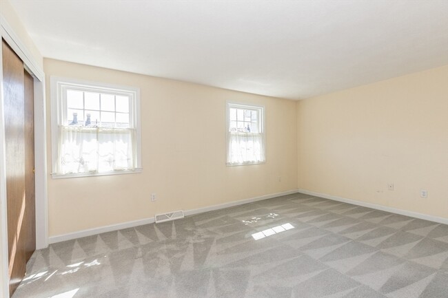 Building Photo - 55 Prescott Dr