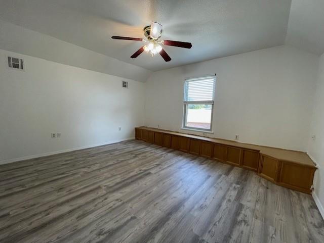 Building Photo - 1813 SW Pine Ave