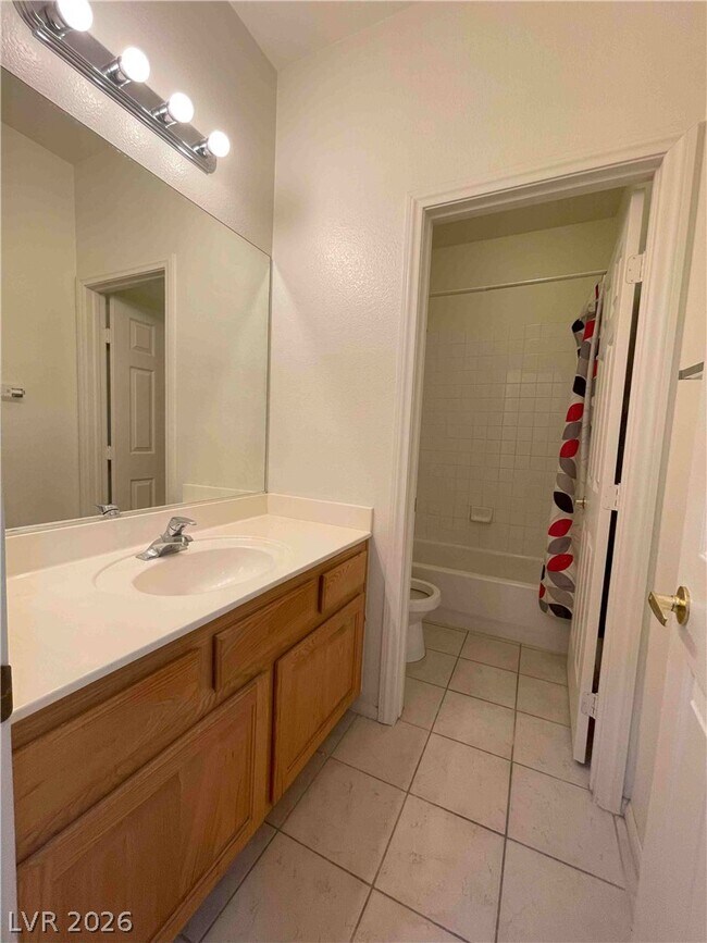 Building Photo - 531 Curtin Ct