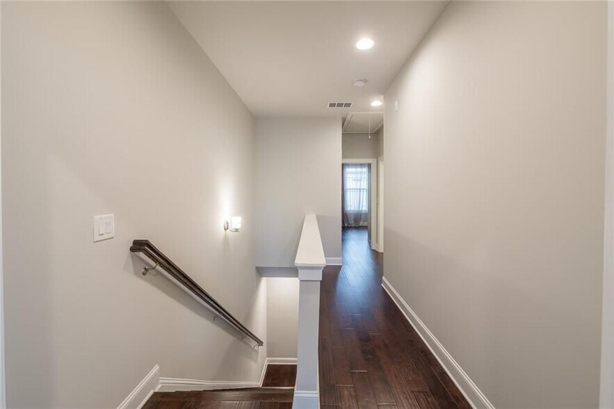 Building Photo - 4216 Deming Cir