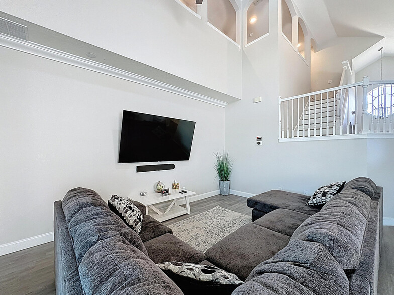 Building Photo - 2228 Wyndham Palms Way