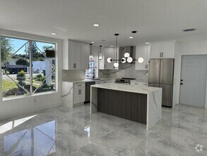 Building Photo - 3 bedroom in Miami FL 33150