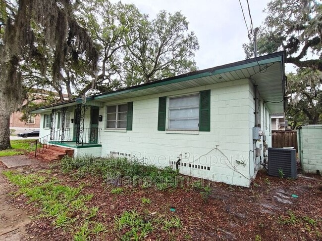 Building Photo - 1654 Talbot Ave