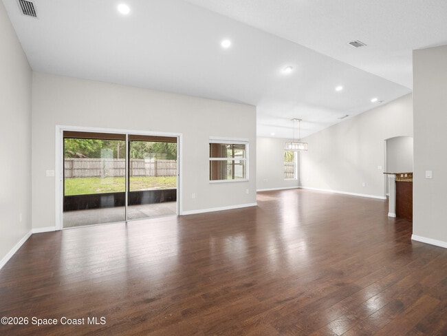 Building Photo - 567 Consolata Ave NW