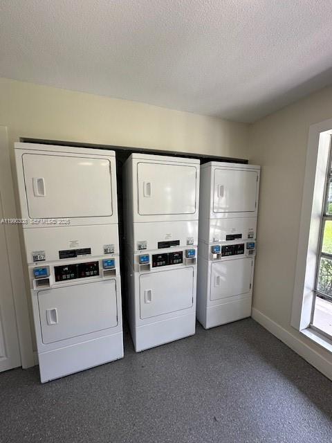 Building Photo - 10776 N Kendall Dr