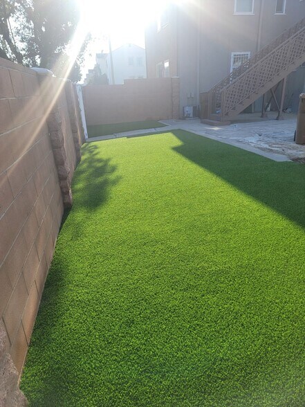 Building Photo - 2013 W 103rd St