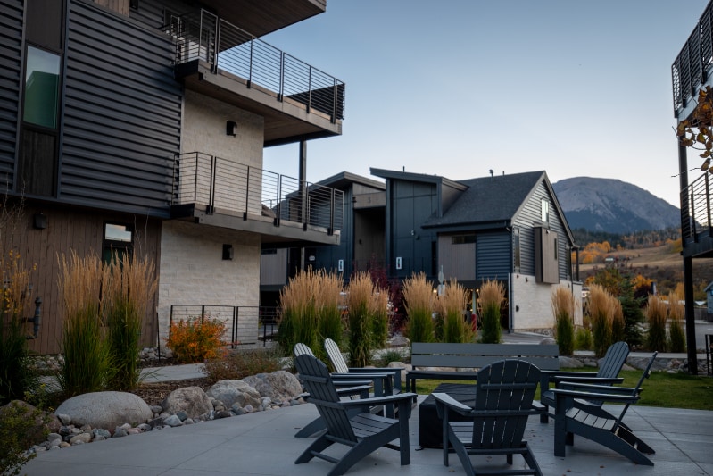 Building Photo - 722 Blue River Pkwy