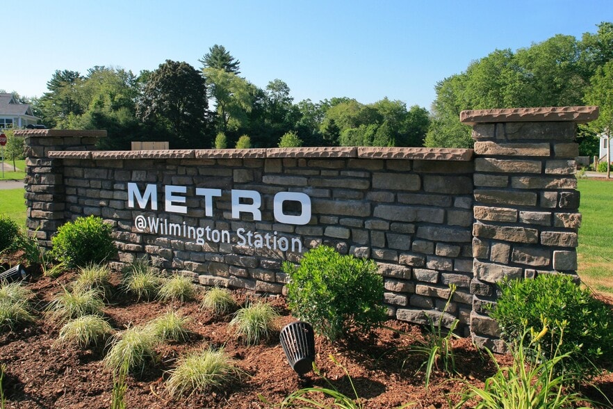 Building Photo - Metro at Wilmington Station