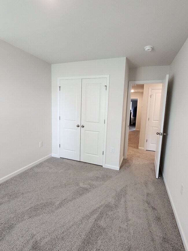 Building Photo - 259 Sunriff CT