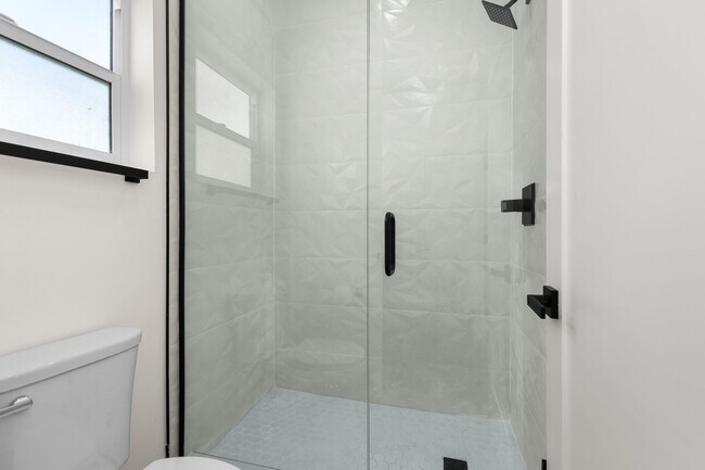 Building Photo - Brand new!